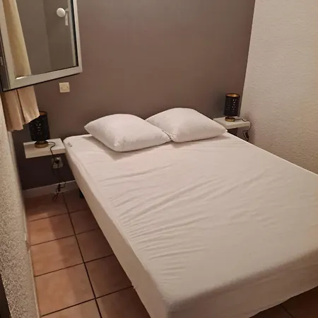 Appartement Le Florid Cap D'agde, T2 , 4 Pers, 200m Plage, Terrasse *